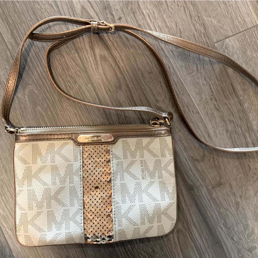 Michael Kors Small cross body bag